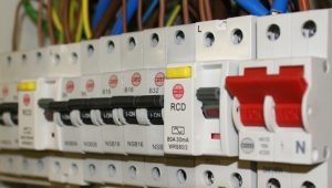 Circuit Breaker Making Capacity - Engineering Tutorial